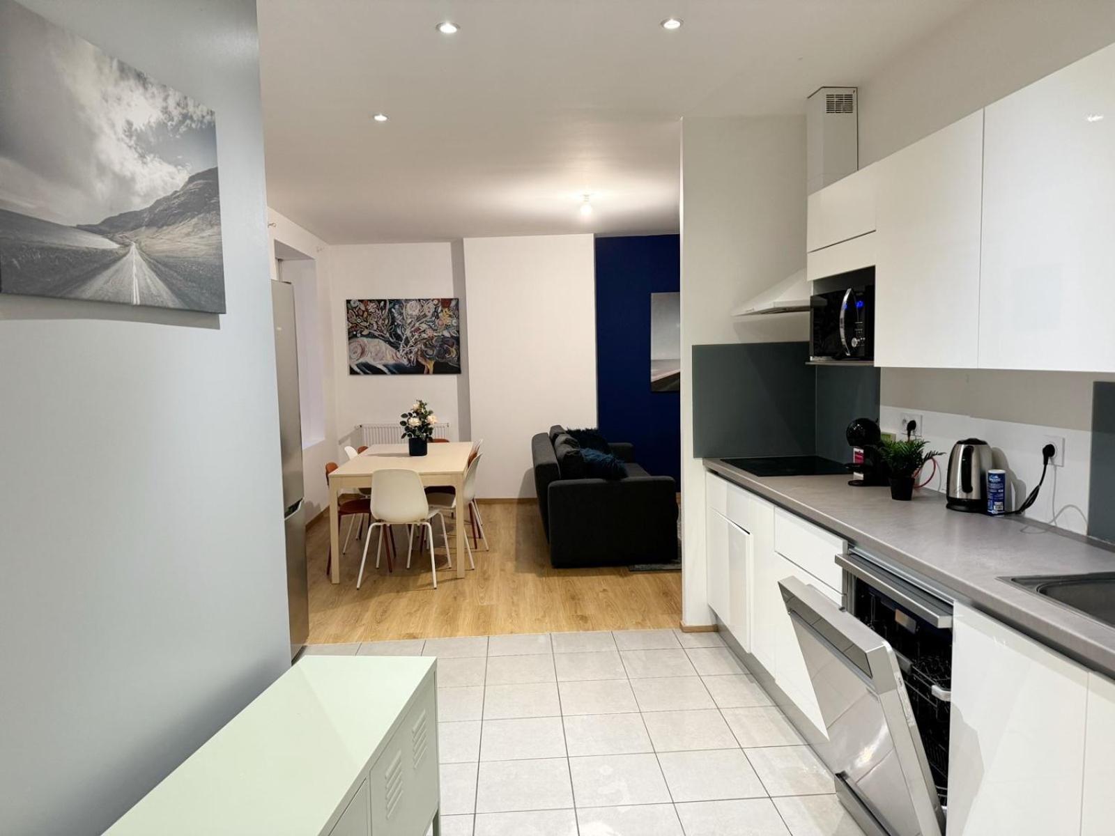 24 Chic & Cosy Grand Appart 88M2 Parking Gratuit Hypercentre Netflix แซงต์-เอเตียน ภายนอก รูปภาพ